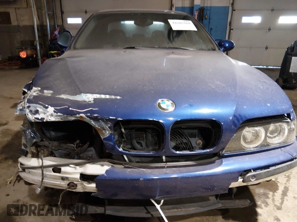 ✅ 2003 BMW 5 Series M5 • VIN: WBSDE93403CF92410 • Lot: 44285269. Wystawiony na IAAI z przebiegiem 166 311 mil. Bezpłatny archiwum sprzedaży aukcyjnych z USA i szczegółowy raport historii pojazdu na DreamBid. Zdjęcie 6.