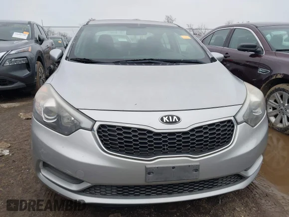 ✅ 2015 Kia Forte LX • VIN: KNAFK4A63F5418799 • Lot: 43952211. Listed on IAAI with 171,868 mi. Free auction sales archive from the USA and detailed vehicle history report at DreamBid. Image 6.