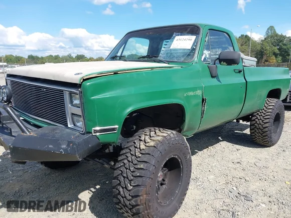 ✅ 1986 CHEVROLET D30 MILITARY POSTAL UNIT • VIN: 1GCGD34J9GF356784 • Лот: 43124290. Опубліковано раніше на IAAI з пробігом 58 647 миль. Безкоштовний доступ до архіву аукціонних продажів зі США та докладний звіт про історію автомобіля на DreamBid. Зображення 2.