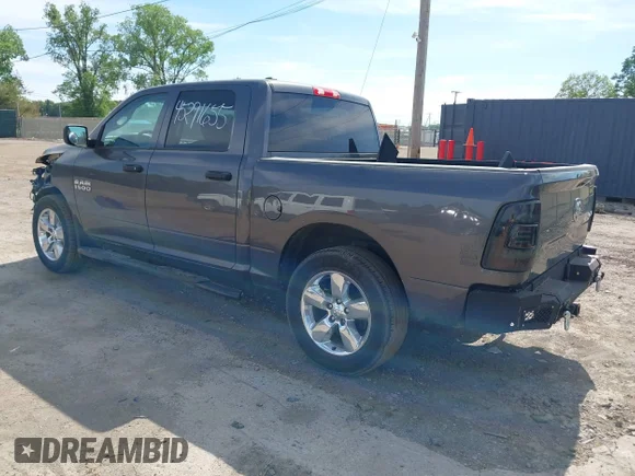 ✅ 2018 Ram 1500 Express • VIN: 1C6RR7KG1JS102145 • Лот: 45291655. Опубликован ранее на IAAI с пробегом 128 175 миль. Бесплатный доступ к архиву аукционных продаж из США и подробный отчёт об истории автомобиля на DreamBid. Изображение 3.