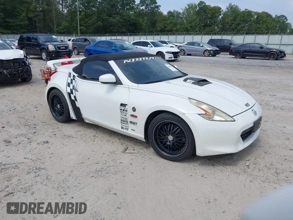 ✅ 2010 Nissan 370Z Touring • VIN: JN1AZ4FH3AM302278 • Lot: 43049299. Wystawiony na IAAI z przebiegiem 120 257 mil. Bezpłatny archiwum sprzedaży aukcyjnych z USA i szczegółowy raport historii pojazdu na DreamBid. Zdjęcie 1.