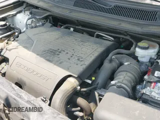 ✅ 2018 Ford Explorer Platinum • VIN: 1FM5K8HT4JGA50661 • Lot: 42184168. Wystawiony na IAAI z przebiegiem 126 407 mil. Bezpłatny archiwum sprzedaży aukcyjnych z USA i szczegółowy raport historii pojazdu na DreamBid. Zdjęcie 19.