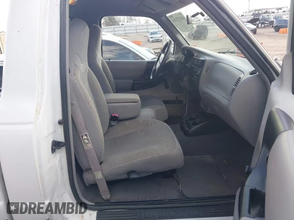 ✅ 2000 Ford Ranger XL • VIN: 1FTYR10C3YPA51164 • Lot: 44517314. Wystawiony na IAAI z przebiegiem 116 187 mil. Bezpłatny archiwum sprzedaży aukcyjnych z USA i szczegółowy raport historii pojazdu na DreamBid. Zdjęcie 5.