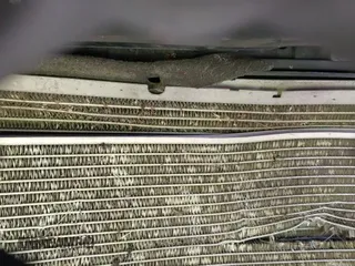 ✅ 2016 Kia Sorento LX • VIN: 5XYPGDA34GG040662 • Lot: 43180743. Listed on IAAI with 163,940 mi. Free auction sales archive from the USA and detailed vehicle history report at DreamBid. Image 19.