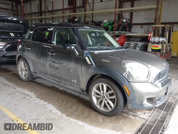 ✅ 2012 MINI Countryman S • VIN: WMWZC5C58CWL61106 • Lot: 45338157. Listed on IAAI with 126,626 mi. Free auction sales archive from the USA and detailed vehicle history report at DreamBid. Image 1.