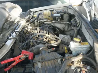 ✅ 2008 Mercury Mariner • VIN: 4M2CU81Z78KJ42675 • Лот: 41594565. Опубликован ранее на IAAI с пробегом 151 183 миль. Бесплатный доступ к архиву аукционных продаж из США и подробный отчёт об истории автомобиля на DreamBid. Изображение 14.