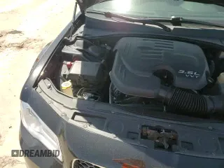 ✅ 2020 Chrysler 300 Limited • VIN: 2C3CCAKG3LH137698 • Lot: 57605555. Listed on Copart with 132,447 mi. Free auction sales archive from the USA and detailed vehicle history report at DreamBid. Image 13.