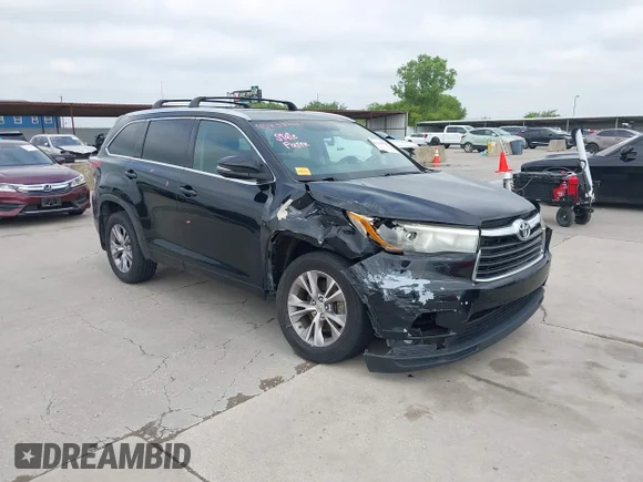 ✅ 2015 Toyota Highlander XLE • VIN: 5TDKKRFH9FS087214 • Lot: 45238326. Wystawiony na IAAI z przebiegiem 284 935 mil. Bezpłatny archiwum sprzedaży aukcyjnych z USA i szczegółowy raport historii pojazdu na DreamBid. Zdjęcie 1.