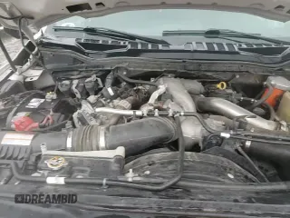 ✅ 2020 Ford F-350 XL • VIN: 1FT8W3DT1LED36500 • Lot: 66200985. Wystawiony na Copart z przebiegiem 130 233 mil. Bezpłatny archiwum sprzedaży aukcyjnych z USA i szczegółowy raport historii pojazdu na DreamBid. Zdjęcie 13.