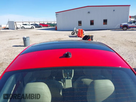 ✅ 2013 Volkswagen Beetle 2.0L TDI • VIN: 3VWJL7AT3DM672843 • Lot: 44144793. Wystawiony na IAAI z przebiegiem 111 951 mil. Bezpłatny archiwum sprzedaży aukcyjnych z USA i szczegółowy raport historii pojazdu na DreamBid. Zdjęcie 6.