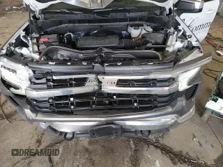 ✅ 2025 Chevrolet Silverado 1500 LT • VIN: 1GCUKDED3SZ221864 • Лот: 81256965. Опубликован ранее на Copart с пробегом 14 064 миль. Бесплатный доступ к архиву аукционных продаж из США и подробный отчёт об истории автомобиля на DreamBid. Изображение 14.