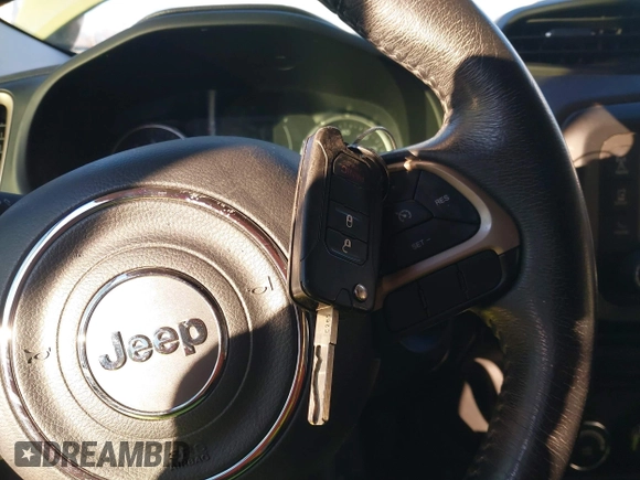 ✅ 2016 Jeep Renegade Latitude • VIN: ZACCJBBW5GPD01553 • Lot: 44157117. Wystawiony na IAAI z przebiegiem 131 407 mil. Bezpłatny archiwum sprzedaży aukcyjnych z USA i szczegółowy raport historii pojazdu na DreamBid. Zdjęcie 11.