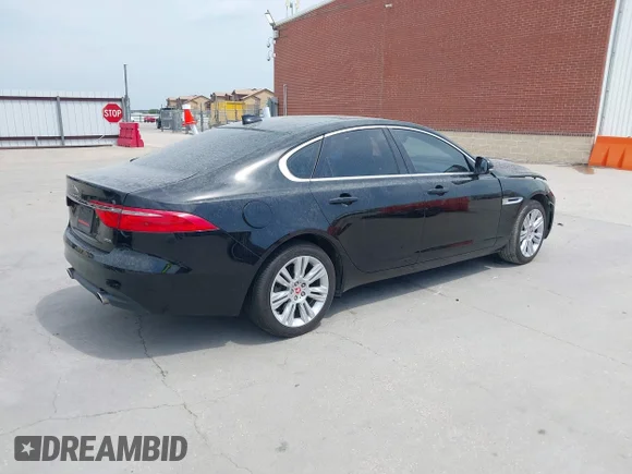 ✅ 2017 Jaguar XF 35t • VIN: SAJBR4BV8HCY32860 • Lot: 45147151. Listed on IAAI with 85,819 mi. Free auction sales archive from the USA and detailed vehicle history report at DreamBid. Image 4.