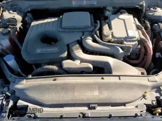 ✅ 2017 Ford Fusion Hybrid SE • VIN: 3FA6P0LU2HR181852 • Лот: 91436515. Опубликован ранее на Copart с пробегом 125 540 миль. Бесплатный доступ к архиву аукционных продаж из США и подробный отчёт об истории автомобиля на DreamBid. Изображение 13.