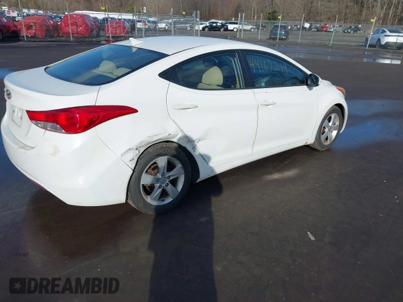 ✅ 2013 Hyundai Elantra Limited • VIN: 5NPDH4AE8DH325080 • Lot: 44167249. Wystawiony na IAAI z przebiegiem 129 233 mil. Bezpłatny archiwum sprzedaży aukcyjnych z USA i szczegółowy raport historii pojazdu na DreamBid. Zdjęcie 4.