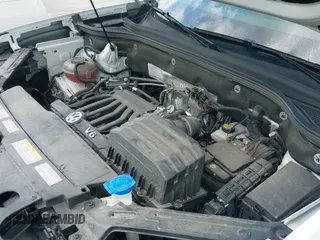 ✅ 2022 Volkswagen Atlas SEL R-Line • VIN: 1V2AR2CA7NC550648 • Lot: 41974370. Wystawiony na IAAI z przebiegiem 48 378 mil. Bezpłatny archiwum sprzedaży aukcyjnych z USA i szczegółowy raport historii pojazdu na DreamBid. Zdjęcie 21.