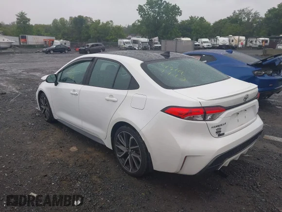 ✅ 2021 Toyota Corolla SE • VIN: 5YFP4MCE3MP083968 • Lot: 45197772. Listed on IAAI with 122,156 mi. Free auction sales archive from the USA and detailed vehicle history report at DreamBid. Image 3.