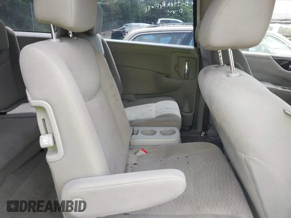 ✅ 2014 Nissan Quest S • VIN: JN8AE2KP5E9103563 • Lot: 42223702. Wystawiony na IAAI z przebiegiem 93 373 mil. Bezpłatny archiwum sprzedaży aukcyjnych z USA i szczegółowy raport historii pojazdu na DreamBid. Zdjęcie 8.