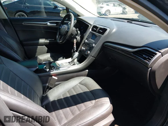 ✅ 2014 Ford Fusion SE • VIN: 1FA6P0HD0E5406602 • Lot: 44958792. Wystawiony na IAAI z przebiegiem 136 034 mil. Bezpłatny archiwum sprzedaży aukcyjnych z USA i szczegółowy raport historii pojazdu na DreamBid. Zdjęcie 5.
