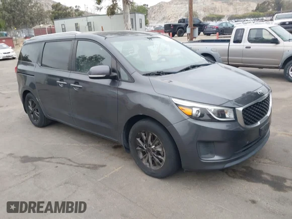 ✅ 2016 Kia Sedona LX • VIN: KNDMB5C11G6200986 • Lot: 42047368. Wystawiony na IAAI z przebiegiem 121 376 mil. Bezpłatny archiwum sprzedaży aukcyjnych z USA i szczegółowy raport historii pojazdu na DreamBid. Zdjęcie 1.
