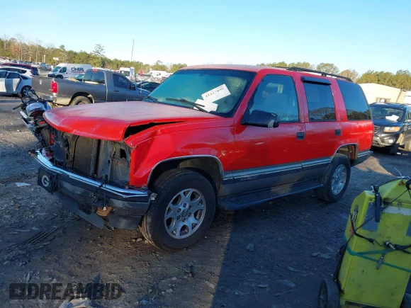 ✅ 1999 GMC Yukon • VIN: 1GKEK13R9XJ748190 • Lot: 41317890. Wystawiony na IAAI z przebiegiem 330 490 mil. Bezpłatny archiwum sprzedaży aukcyjnych z USA i szczegółowy raport historii pojazdu na DreamBid. Zdjęcie 2.