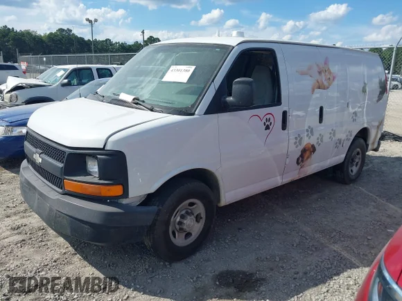 ✅ 2007 Chevrolet Express Cargo • VIN: 1GCGG25V471204668 • Лот: 43301380. Опубліковано раніше на IAAI з пробігом 148 528 миль. Безкоштовний доступ до архіву аукціонних продажів зі США та докладний звіт про історію автомобіля на DreamBid. Зображення 2.