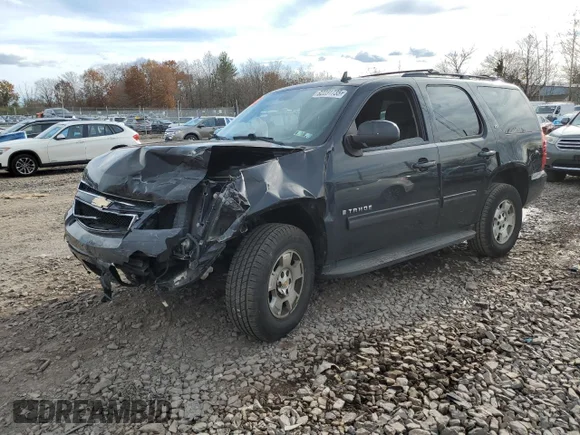 ✅ 2009 Chevrolet Tahoe 1LT • VIN: 1GNFK23009R240130 • Lot: 92231735. Wystawiony na Copart z przebiegiem 133 738 mil. Bezpłatny archiwum sprzedaży aukcyjnych z USA i szczegółowy raport historii pojazdu na DreamBid. Zdjęcie 1.