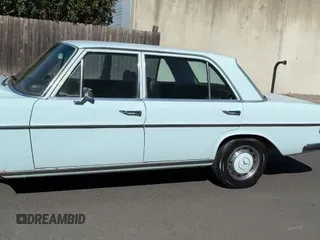 ✅ 1972 Mercedes-Benz 280 • VIN: 10806812000446 • Лот: 84465085. Опубликован ранее на Copart с пробегом 89 679 миль. Бесплатный доступ к архиву аукционных продаж из США и подробный отчёт об истории автомобиля на DreamBid. Изображение 11.