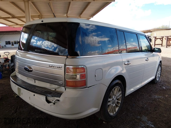 ✅ 2009 Ford Flex Limited • VIN: 2FMEK63CX9BA01964 • Lot: 44401334. Wystawiony na IAAI z przebiegiem 227 882 mil. Bezpłatny archiwum sprzedaży aukcyjnych z USA i szczegółowy raport historii pojazdu na DreamBid. Zdjęcie 4.