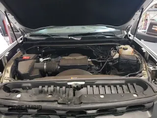 ✅ 2022 Chevrolet Silverado 2500HD Work Truck • VIN: 1GC0WLE73NF281432 • Лот: 42645235. Опубликован ранее на Copart с пробегом 18 293 миль. Бесплатный доступ к архиву аукционных продаж из США и подробный отчёт об истории автомобиля на DreamBid. Изображение 13.