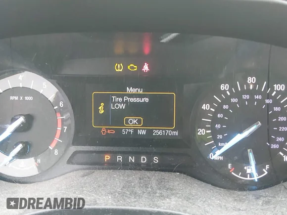 ✅ 2014 Ford Fusion SE • VIN: 3FA6P0H72ER364649 • Lot: 44477062. Wystawiony na IAAI z przebiegiem 256 171 mil. Bezpłatny archiwum sprzedaży aukcyjnych z USA i szczegółowy raport historii pojazdu na DreamBid. Zdjęcie 7.