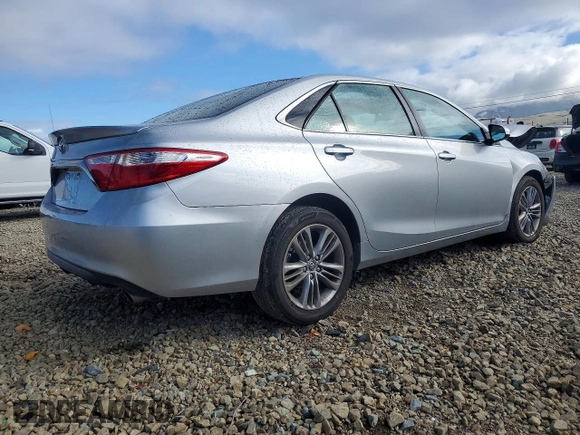 ✅ 2017 Toyota Camry SE • VIN: 4T1BF1FK3HU438596 • Lot: 49778666. Wystawiony na Copart z przebiegiem 98 519 mil. Bezpłatny archiwum sprzedaży aukcyjnych z USA i szczegółowy raport historii pojazdu na DreamBid. Zdjęcie 3.