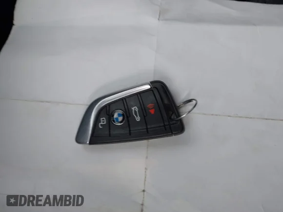✅ 2021 BMW 3 Series M340i xDrive • VIN: WBA5U9C04MFK14869 • Лот: 43545648. Опубліковано раніше на IAAI з пробігом 80 054 миль. Безкоштовний доступ до архіву аукціонних продажів зі США та докладний звіт про історію автомобіля на DreamBid. Зображення 11.
