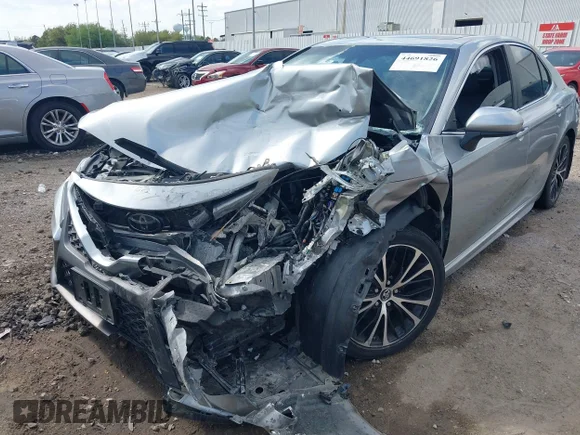 ✅ 2018 Toyota Camry SE • VIN: 4T1B11HK7JU632839 • Lot: 44691826. Wystawiony na IAAI z przebiegiem 44 613 mil. Bezpłatny archiwum sprzedaży aukcyjnych z USA i szczegółowy raport historii pojazdu na DreamBid. Zdjęcie 6.