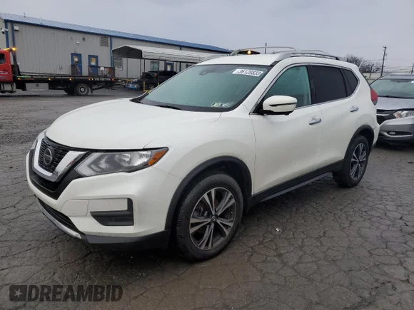 ✅ 2020 Nissan Rogue SV • VIN: 5N1AT2MV7LC812570 • Lot: 36128833. Wystawiony na Copart z przebiegiem 41 744 mil. Bezpłatny archiwum sprzedaży aukcyjnych z USA i szczegółowy raport historii pojazdu na DreamBid. Zdjęcie 1.