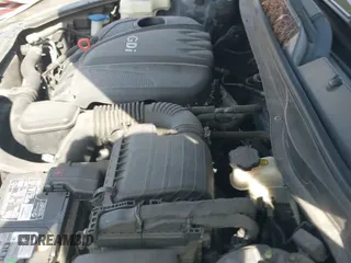 ✅ 2015 Kia Optima EX • VIN: 5XXGN4A71FG397051 • Lot: 43664982. Wystawiony na IAAI z przebiegiem 202 201 mil. Bezpłatny archiwum sprzedaży aukcyjnych z USA i szczegółowy raport historii pojazdu na DreamBid. Zdjęcie 19.