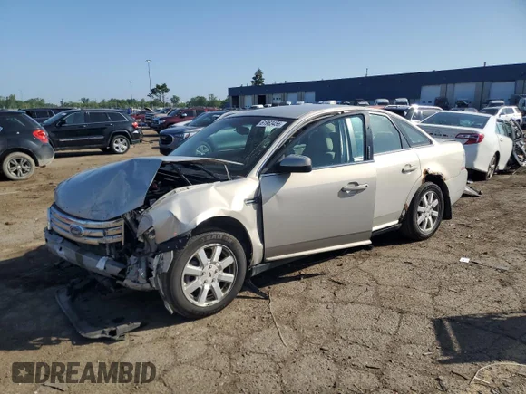 ✅ 2009 Ford Taurus SE • VIN: 1FAHP23W79G104957 • Lot: 61963455. Wystawiony na Copart z przebiegiem 202 372 mil. Bezpłatny archiwum sprzedaży aukcyjnych z USA i szczegółowy raport historii pojazdu na DreamBid. Zdjęcie 1.