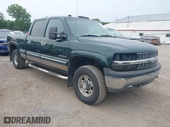 ✅ 2002 Chevrolet Silverado 1500HD LS • VIN: 1GCGK13U82F186576 • Lot: 42896360. Listed on IAAI with 193,228 mi. Free auction sales archive from the USA and detailed vehicle history report at DreamBid. Image 1.