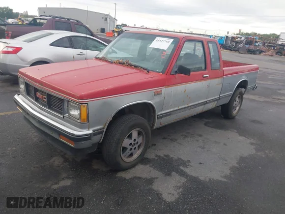 ✅ 1988 GMC S TRUCK S15 • VIN: 1GTCT19Z4J2541134 • Lot: 43427760. Wystawiony na IAAI z przebiegiem 165 658 mil. Bezpłatny archiwum sprzedaży aukcyjnych z USA i szczegółowy raport historii pojazdu na DreamBid. Zdjęcie 2.