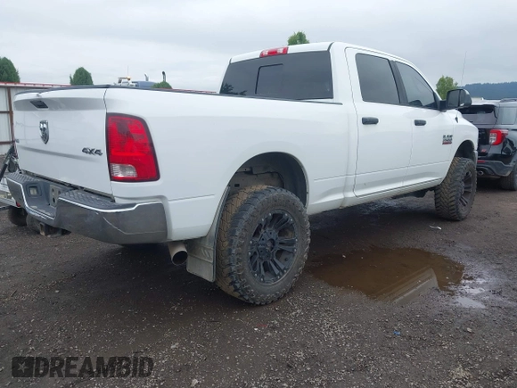✅ 2014 Ram 2500 SLT • VIN: 3C6UR5DL2EG173487 • Lot: 45198650. Wystawiony na IAAI z przebiegiem 244 309 mil. Bezpłatny archiwum sprzedaży aukcyjnych z USA i szczegółowy raport historii pojazdu na DreamBid. Zdjęcie 4.