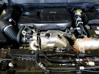 ✅ 2019 Jeep Cherokee Overland • VIN: 1C4PJMJN3KD191597 • Lot: 53457865. Wystawiony na Copart z przebiegiem 34 877 mil. Bezpłatny archiwum sprzedaży aukcyjnych z USA i szczegółowy raport historii pojazdu na DreamBid. Zdjęcie 14.