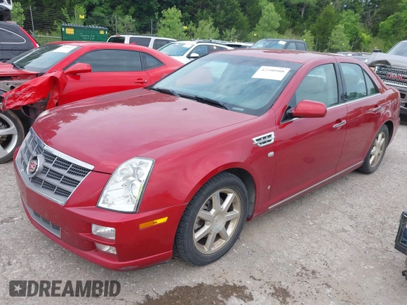 ✅ 2008 Cadillac STS RWD • VIN: 1G6DZ67AX80158501 • Lot: 42390908. Wystawiony na IAAI z przebiegiem 149 667 mil. Bezpłatny archiwum sprzedaży aukcyjnych z USA i szczegółowy raport historii pojazdu na DreamBid. Zdjęcie 2.