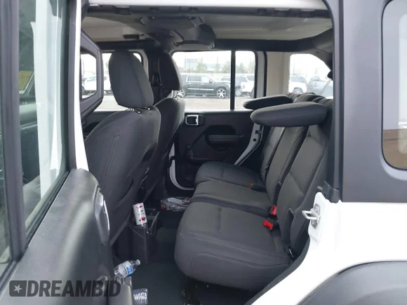 ✅ 2022 Jeep Wrangler Unlimited Sport • VIN: 1C4HJXDNXNW253510 • Lot: 41461051. Wystawiony na IAAI z przebiegiem 32 571 mil. Bezpłatny archiwum sprzedaży aukcyjnych z USA i szczegółowy raport historii pojazdu na DreamBid. Zdjęcie 8.