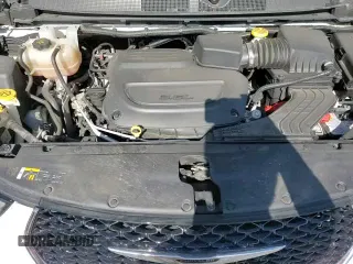 ✅ 2022 Chrysler Pacifica Touring L • VIN: 2C4RC1BGXNR217857 • Лот: 64796745. Опубликован ранее на Copart с пробегом 85 732 миль. Бесплатный доступ к архиву аукционных продаж из США и подробный отчёт об истории автомобиля на DreamBid. Изображение 15.