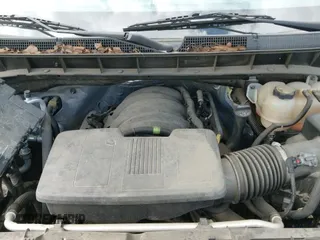 ✅ 2019 Chevrolet Silverado 1500 Work Truck • VIN: 3GCNWAEH0KG212727 • Lot: 41646935. Wystawiony na IAAI z przebiegiem 90 018 mil. Bezpłatny archiwum sprzedaży aukcyjnych z USA i szczegółowy raport historii pojazdu na DreamBid. Zdjęcie 21.