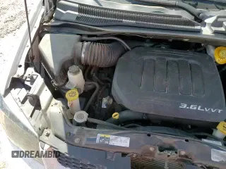 ✅ 2018 Dodge Grand Caravan GT • VIN: 2C4RDGEG4JR282208 • Lot: 81609305. Wystawiony na Copart z przebiegiem 148 377 mil. Bezpłatny archiwum sprzedaży aukcyjnych z USA i szczegółowy raport historii pojazdu na DreamBid. Zdjęcie 16.