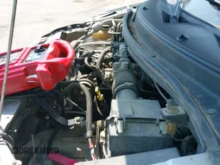 ✅ 2004 Mercury Monterey Convenience • VIN: 2MRDA202X4BJ00281 • Lot: 42467852. Wystawiony na IAAI z przebiegiem 141 742 mil. Bezpłatny archiwum sprzedaży aukcyjnych z USA i szczegółowy raport historii pojazdu na DreamBid. Zdjęcie 12.