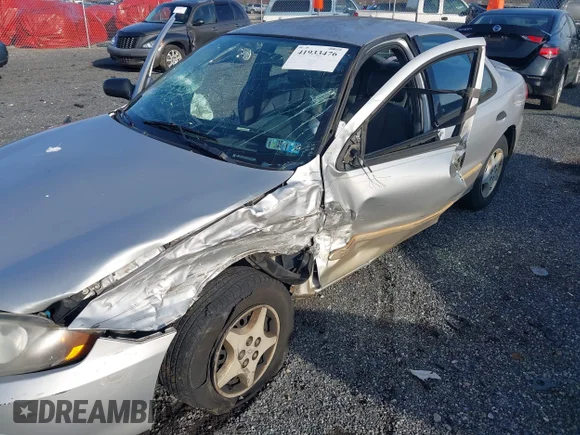 ✅ 2005 Chevrolet Cavalier • VIN: 1G1JC52F457200624 • Lot: 41933476. Wystawiony na IAAI z przebiegiem 141 388 mil. Bezpłatny archiwum sprzedaży aukcyjnych z USA i szczegółowy raport historii pojazdu na DreamBid. Zdjęcie 6.