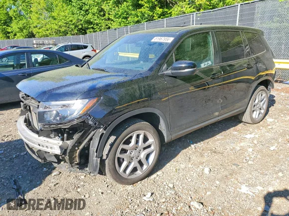 ✅ 2025 Honda Passport EX-L • VIN: 5FNYF8H51SB012713 • Лот: 51967956. Опубликован ранее на Copart с пробегом 27 767 миль. Бесплатный доступ к архиву аукционных продаж из США и подробный отчёт об истории автомобиля на DreamBid. Изображение 1.