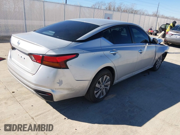 ✅ 2021 Nissan Altima S • VIN: 1N4BL4BV6MN388821 • Lot: 44327607. Wystawiony na IAAI z przebiegiem 71 453 mil. Bezpłatny archiwum sprzedaży aukcyjnych z USA i szczegółowy raport historii pojazdu na DreamBid. Zdjęcie 4.